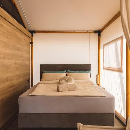 Glamping Olive And Sea Luksustelt