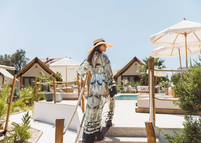 Glamping Olive And Sea Luksusowy namiot Bibinje